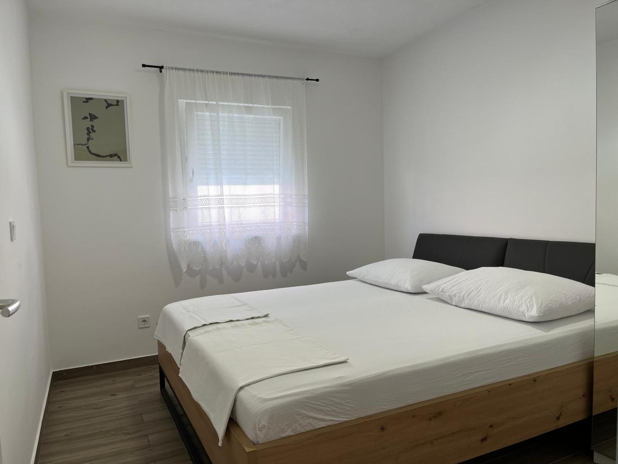 Apartmani Mlinar - Two Bedroom Apartment With Seaview Grebaštica Dış mekan fotoğraf